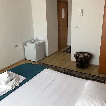 Homestay Vila Nicole *